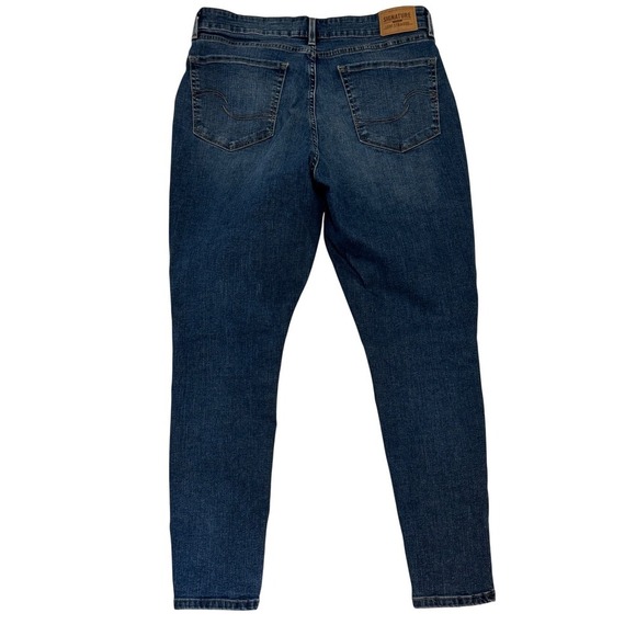 Signature Levi Strauss Mid-Rise Skinny Jeans Women Size 12 Medium Wash Excellent - Picture 7 of 10